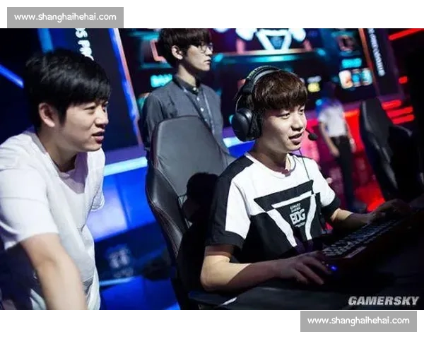 电竞圈再起波澜!XX选手天价转会,网友:这钱花得值吗